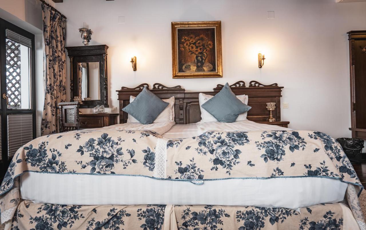 Conacul Bratescu Hotel Bran  Bagian luar foto