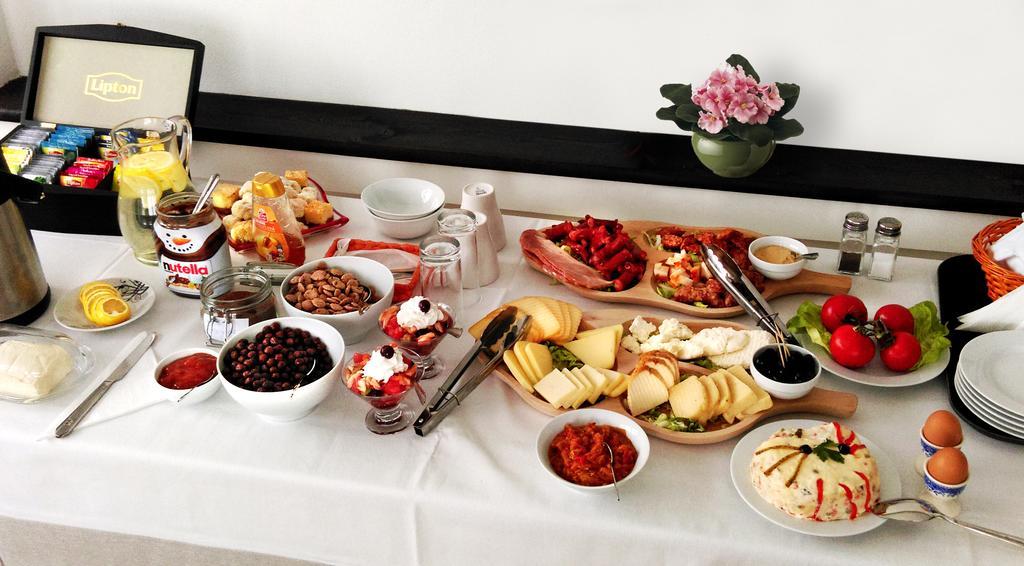 Conacul Bratescu Hotel Bran  Bagian luar foto