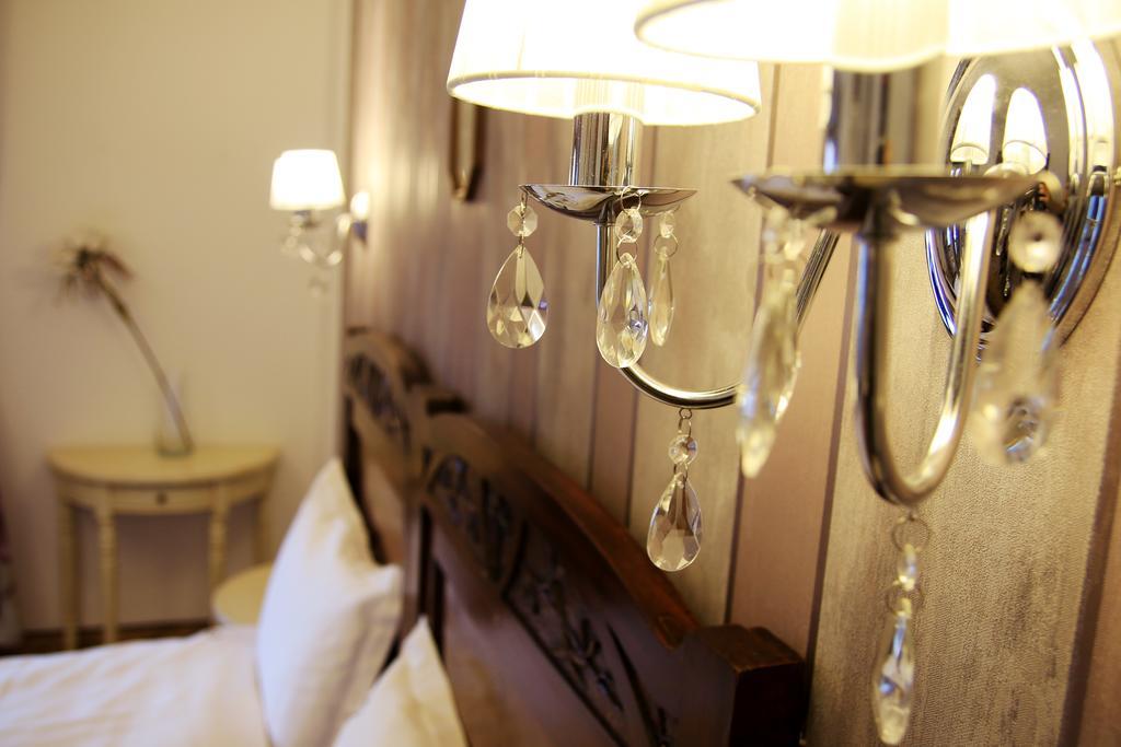Conacul Bratescu Hotel Bran  Bagian luar foto