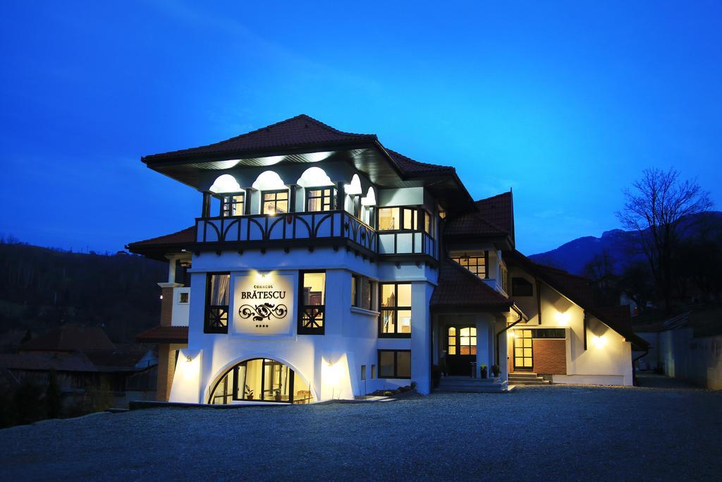 Conacul Bratescu Hotel Bran  Bagian luar foto