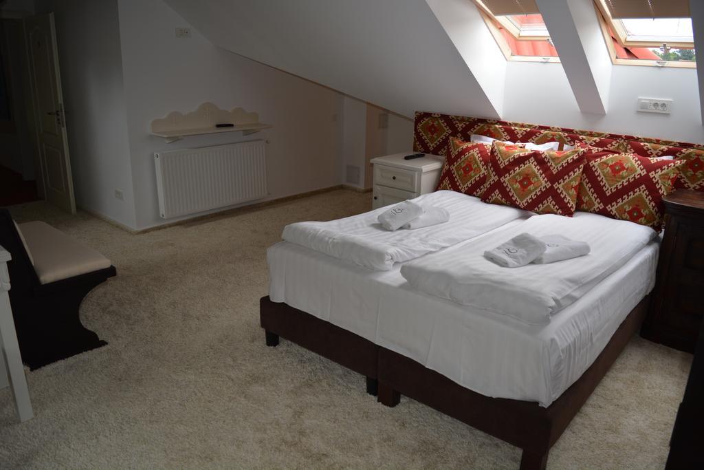 Conacul Bratescu Hotel Bran  Bagian luar foto