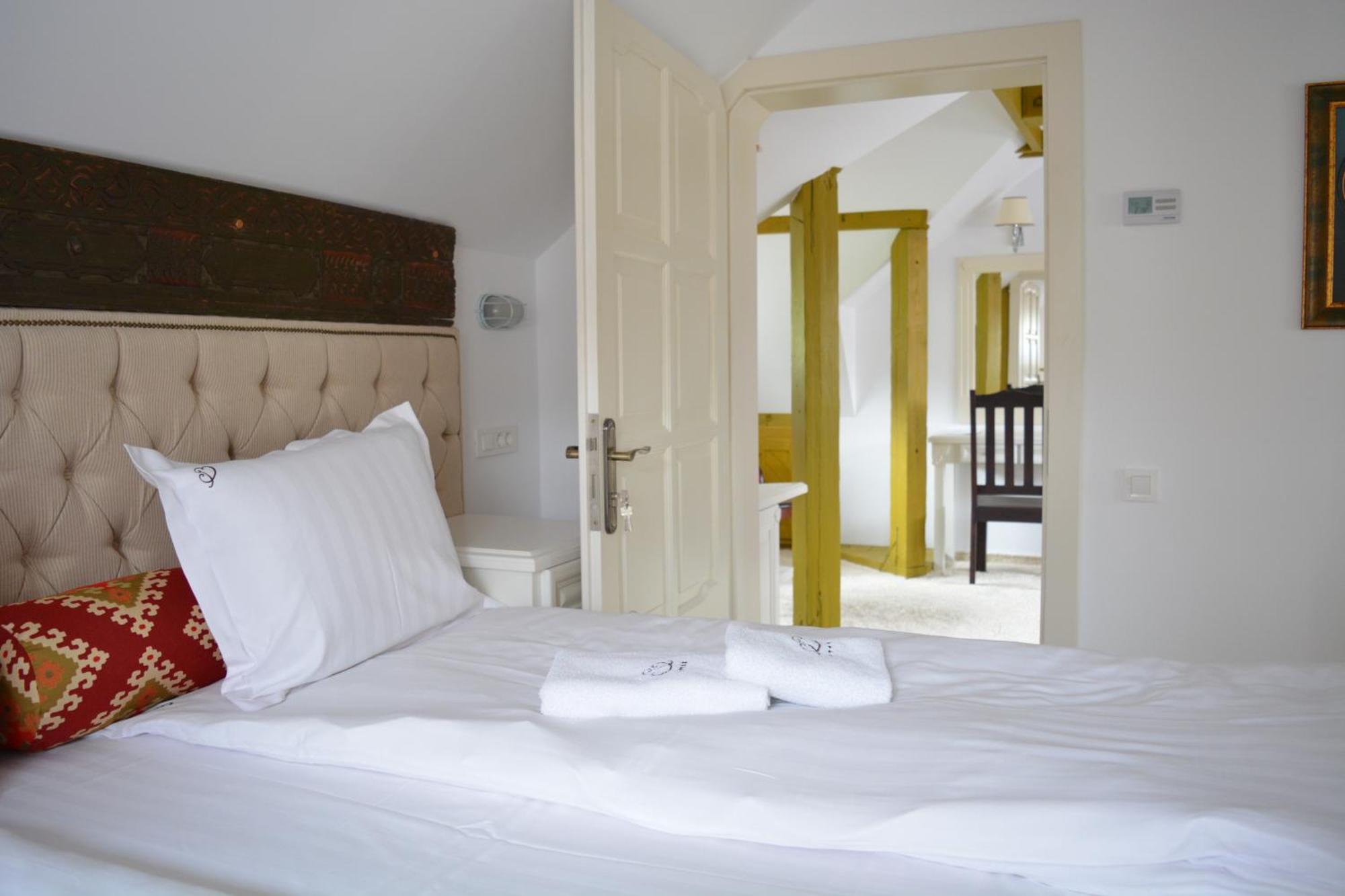 Conacul Bratescu Hotel Bran  Bagian luar foto