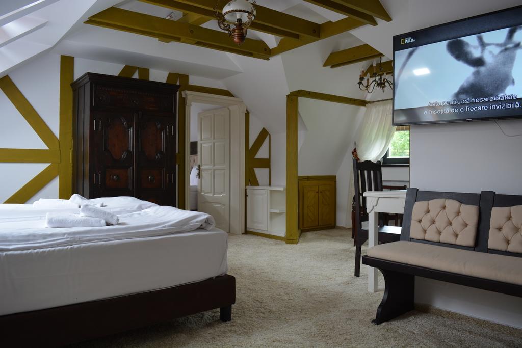 Conacul Bratescu Hotel Bran  Bagian luar foto
